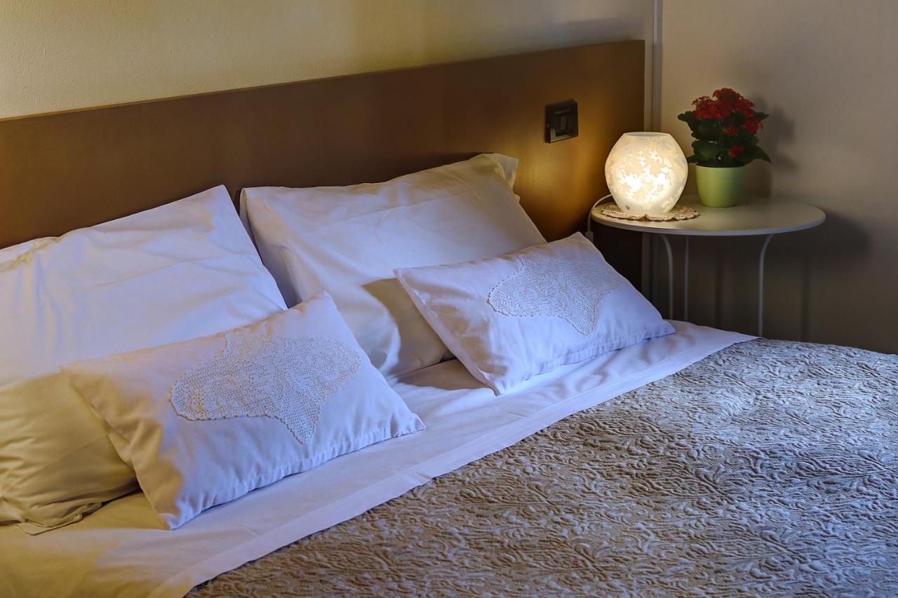Bed & Breakfast Le Noci Di Feo *